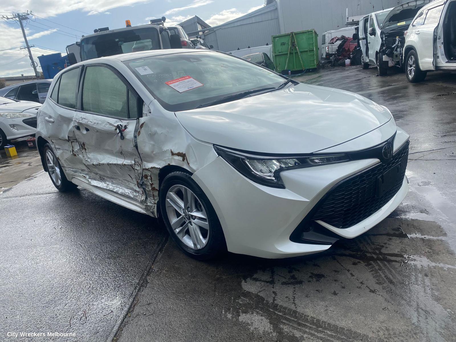 TOYOTA COROLLA OVERFLOW BOTTLE, E210, 07/2018 ONWARDS - Image 2