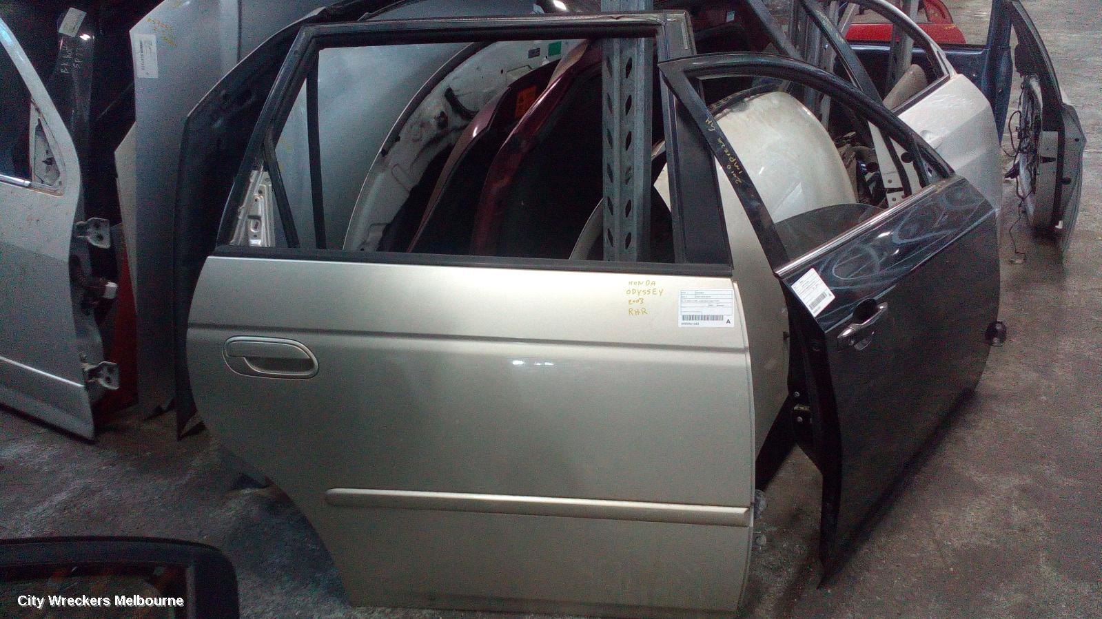 HONDA ODYSSEY RIGHT REAR DOOR, RA, W/ MOULD TYPE, 04/2000 - 05/2004 (AUST TYPE) - Image 1