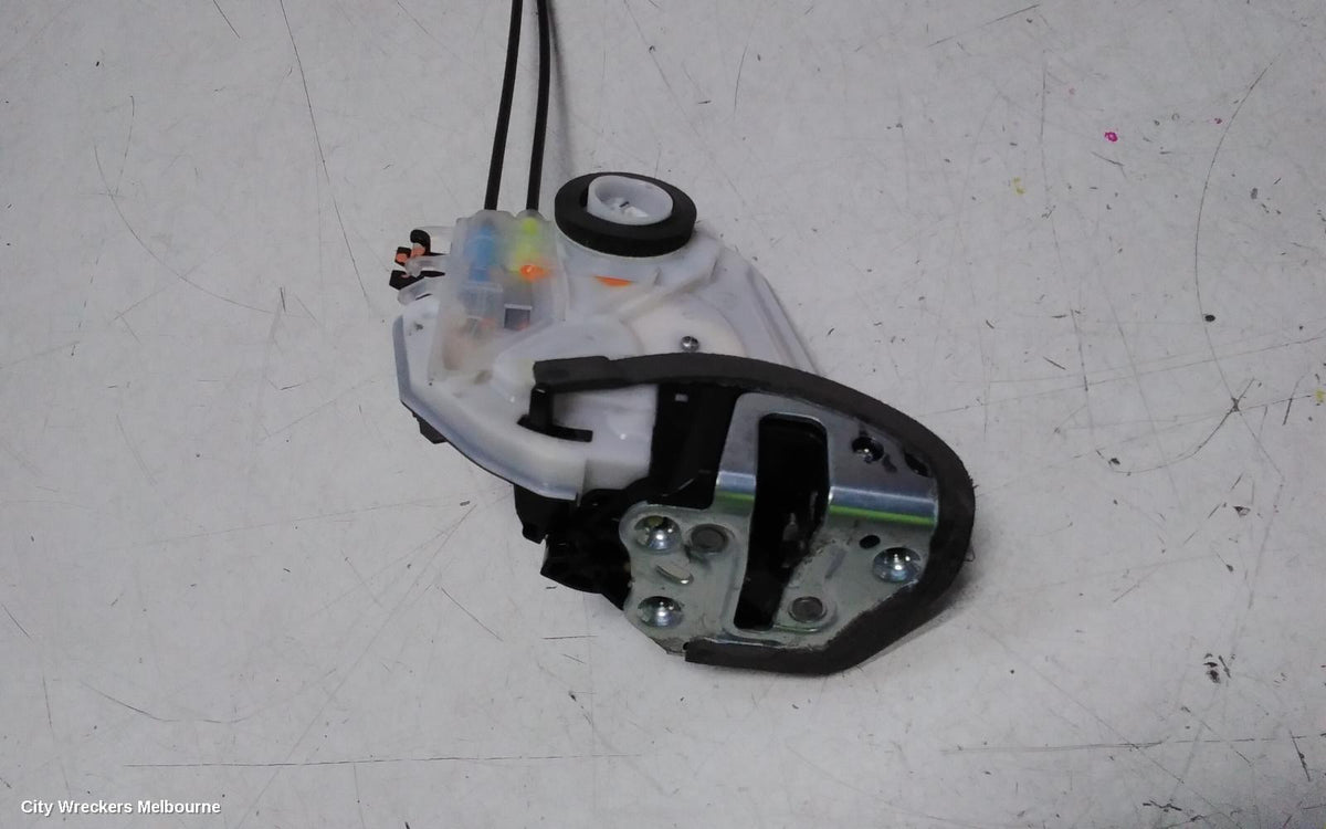 TOYOTA COROLLA DOOR/BOOT/GATE LOCK, RIGHT REAR DOOR LOCK, ZRE172R, 12/2013 - 06/2019 - Image 3