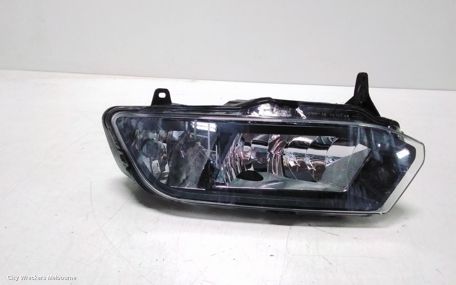 VOLKSWAGEN POLO LEFT INDICATOR/FOG/SIDE, BUMPER FOGLAMP, 6R, 05/2014 - 09/2017 - Image 3