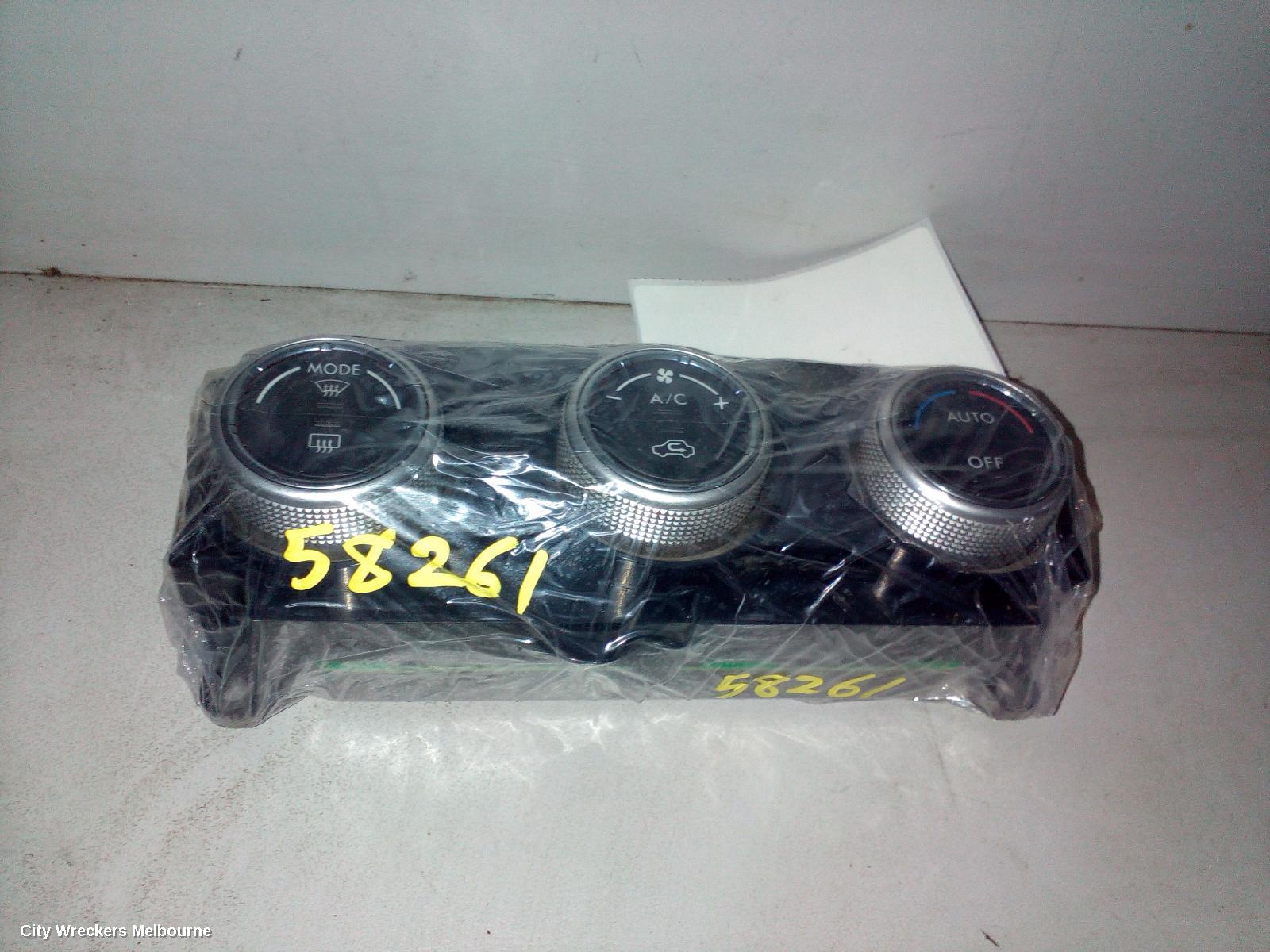 SUBARU WRX HEATER/AC CONTROLS, V1, SINGLE ZONE CLIMATE CONTROL, 03/2014 ONWARDS - Image 3