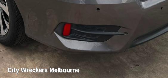 HONDA CIVIC LEFT TAILLIGHT, BUMPER REFLECTOR, SEDAN, 10TH GEN, 05/2016 - 08/2021 - Image 1