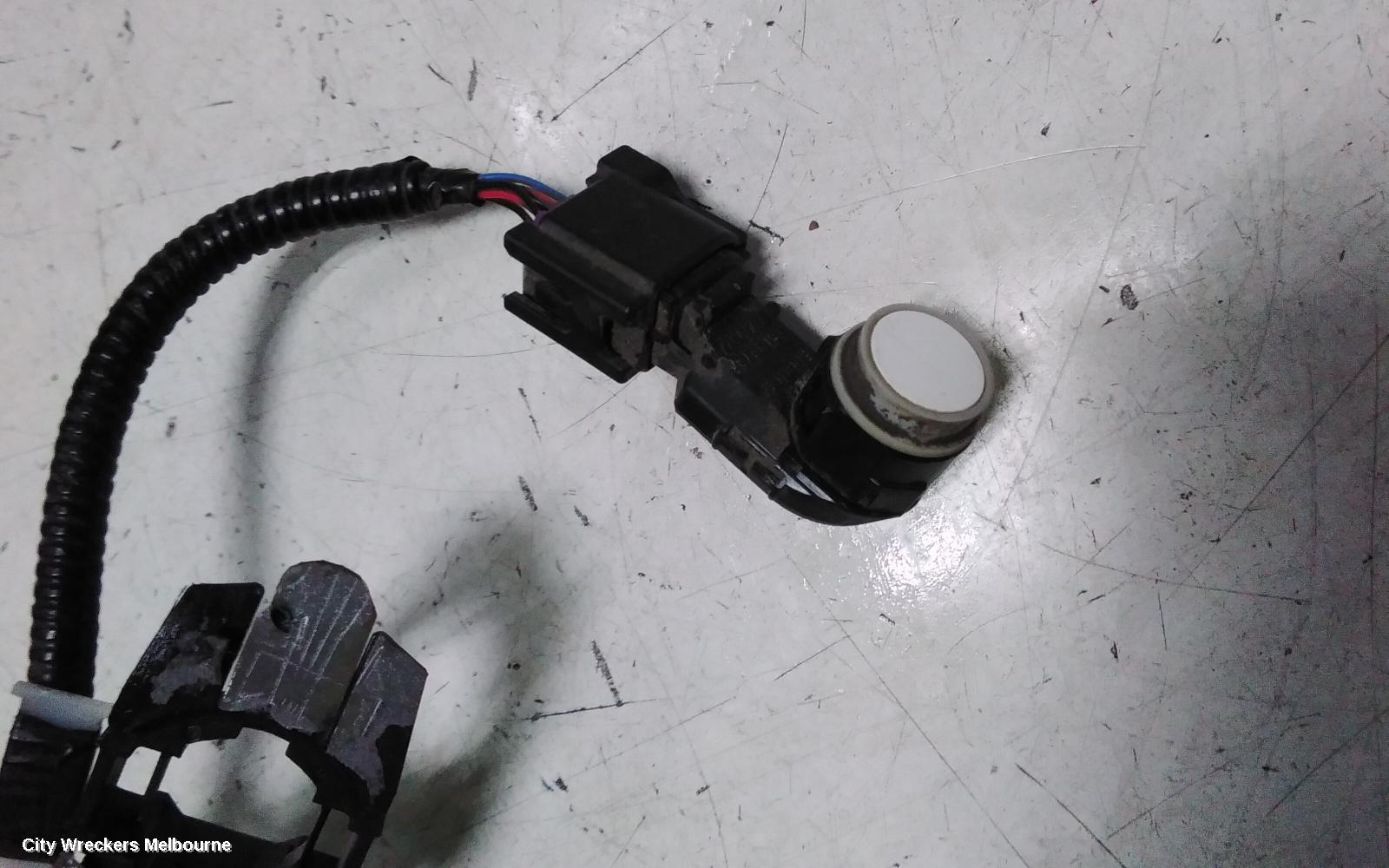 TOYOTA CAMRY, XV70, 09/2017 - 05/2024, REAR PARKING SENSOR : 146495 - Image 3