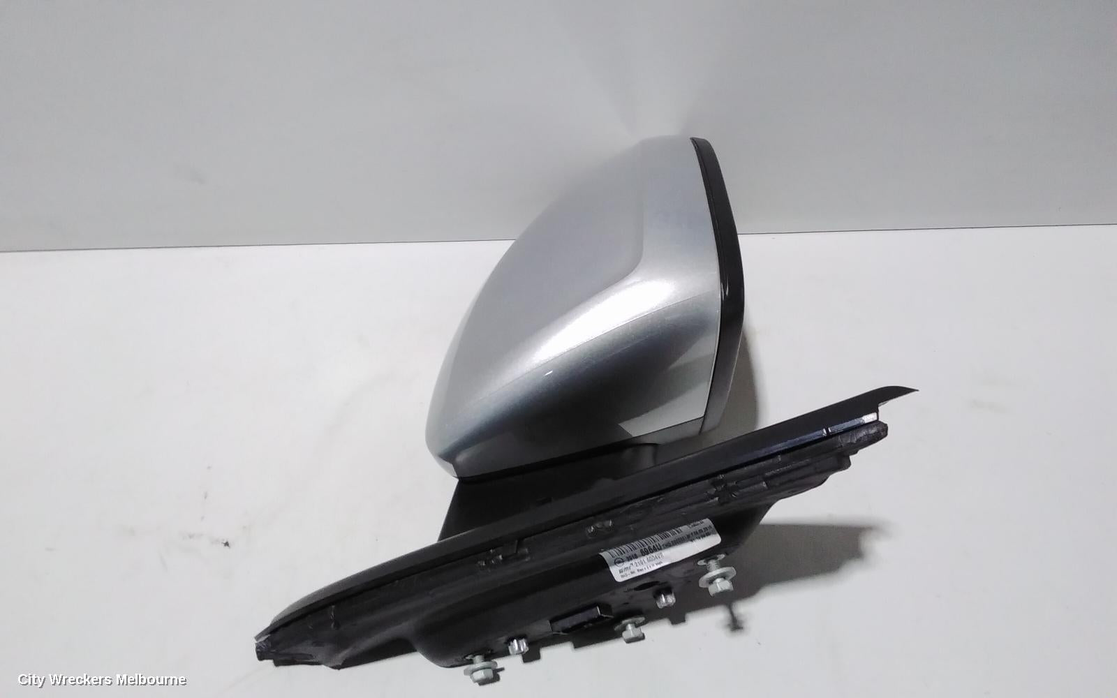 HOLDEN COMMODORE RIGHT DOOR MIRROR, ZB, LT, MANUAL FOLDING, NON MEMORY TYPE, 10/2017 - 12/2020 - Image 3