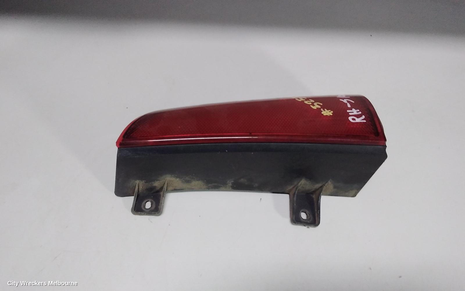 MERCEDES VITO RIGHT TAILLIGHT, UPPER TAILGATE, 639, 02/2006 - 02/2015 - Image 2