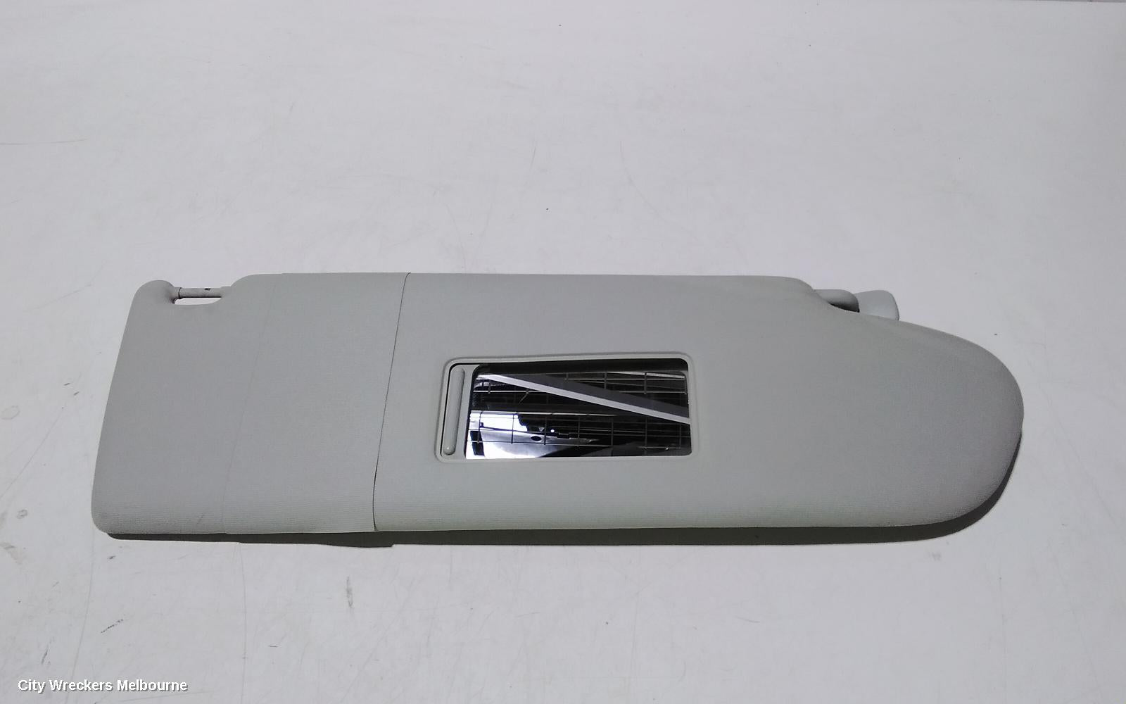 VOLKSWAGEN TRANSPORTER SUNVISOR, T5, RH SIDE, NON MIRROR TYPE, 08/2004 - 02/2010 - Image 2