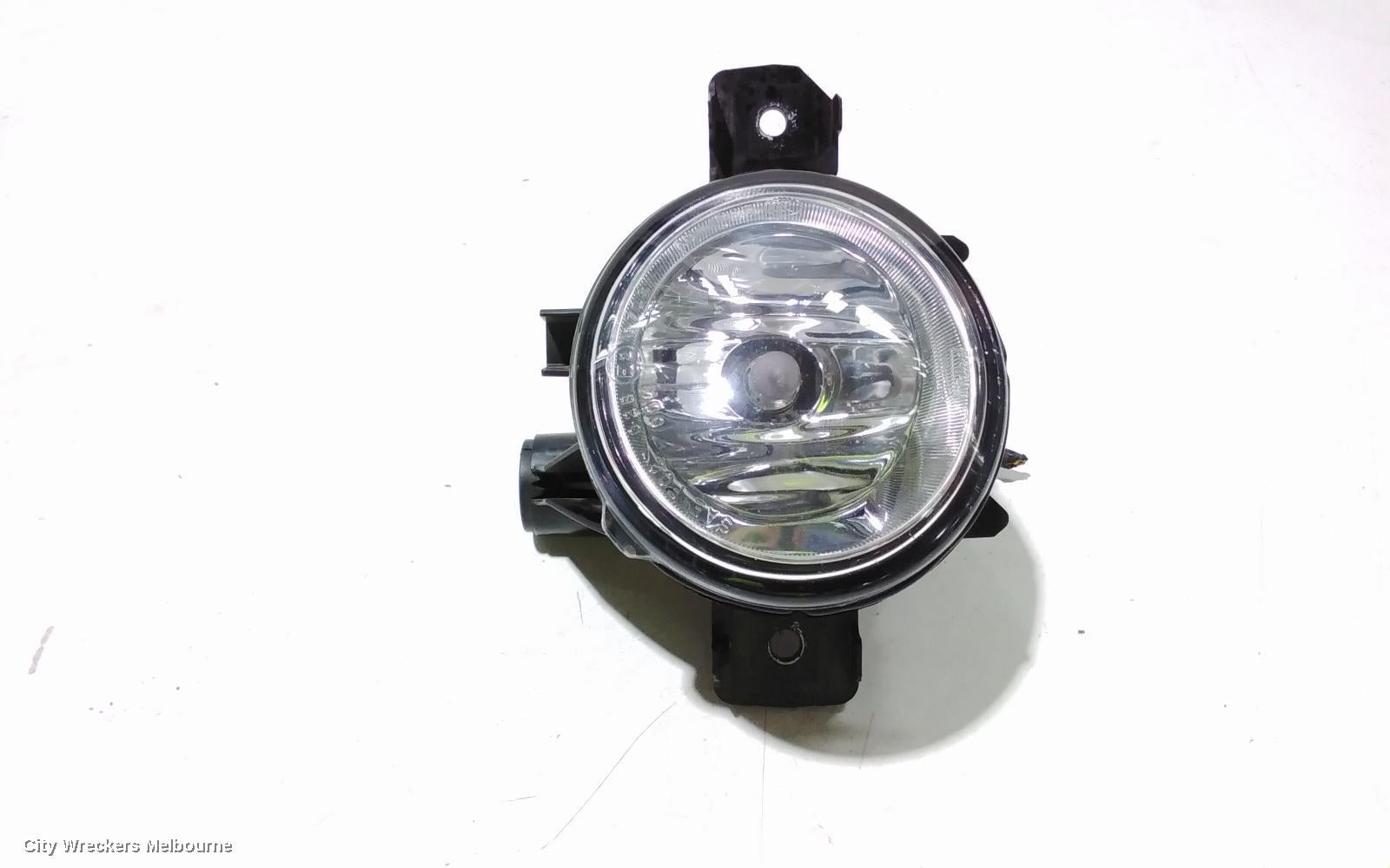 BMW X5 LEFT INDICATOR/FOG/SIDE, BUMPER FOGLAMP, E70, NON ADAPTIVE LAMP TYPE, 03/2007 - 08/2013 - Image 2