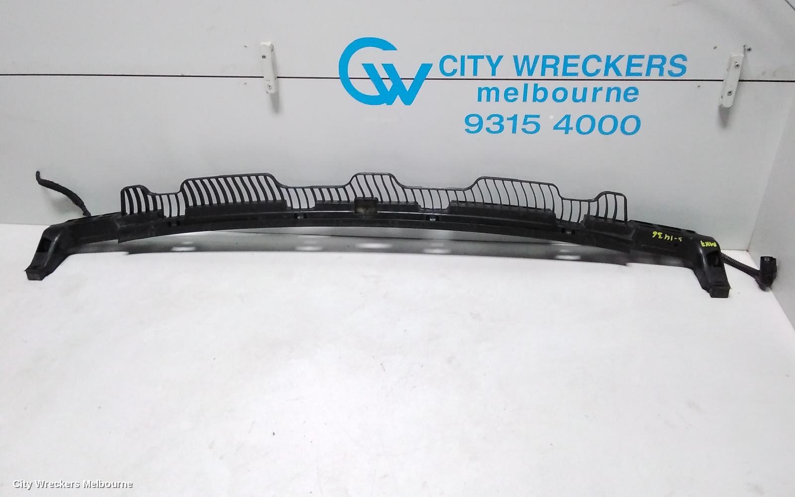 VOLKSWAGEN GOLF R/BAR BRACKET/REINFO, ENERGY ABSORBER, GEN 7, HATCH, 03/2013 ONWARDS - Image 1