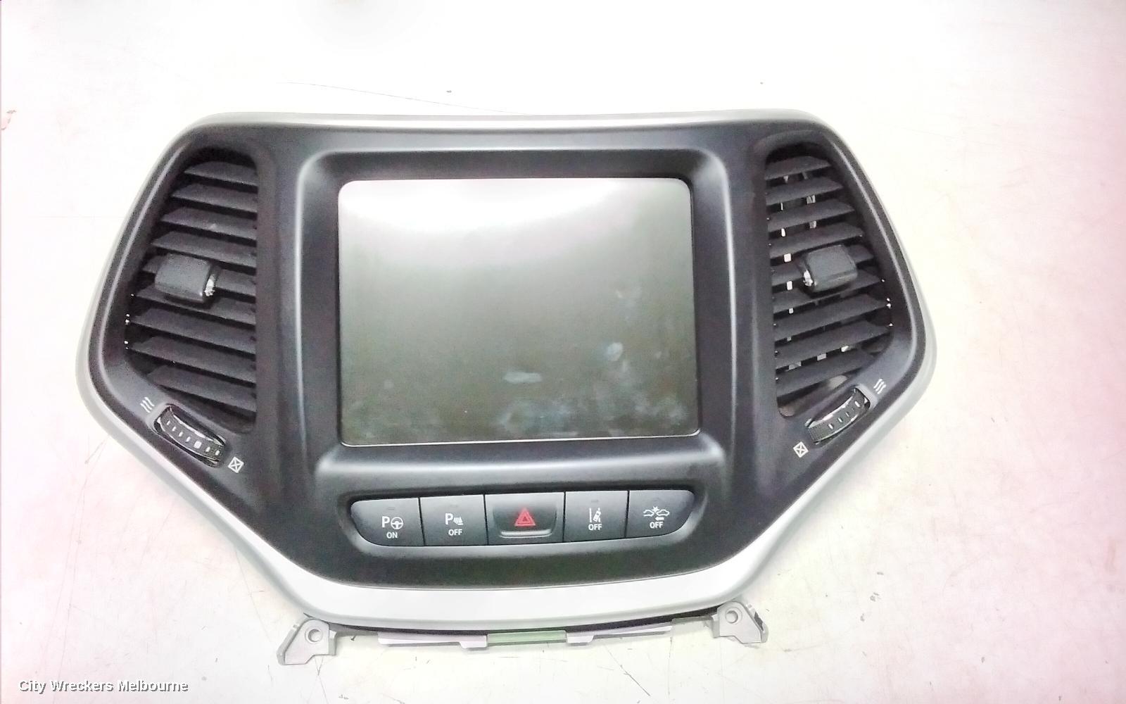 JEEP CHEROKEE RADIO/CD/DVD/SAT/TV, KL, HEAD UNIT, W/ DISPLAY UNIT, 5IN, NON SAT NAV TYPE, 02/2014 - 03/2018 - Image 3