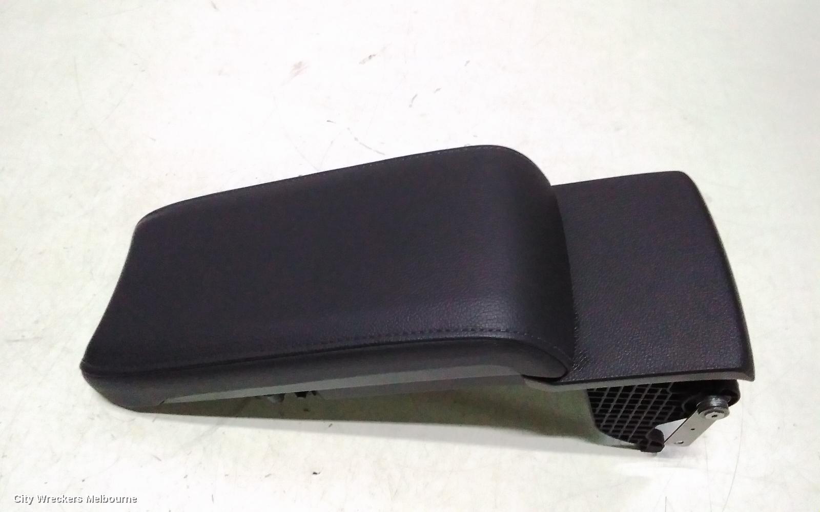 HONDA CIVIC CONSOLE, 10TH GEN, CONSOLE LID ONLY, CLOTH, 05/2016 - 08/2021 - Image 3