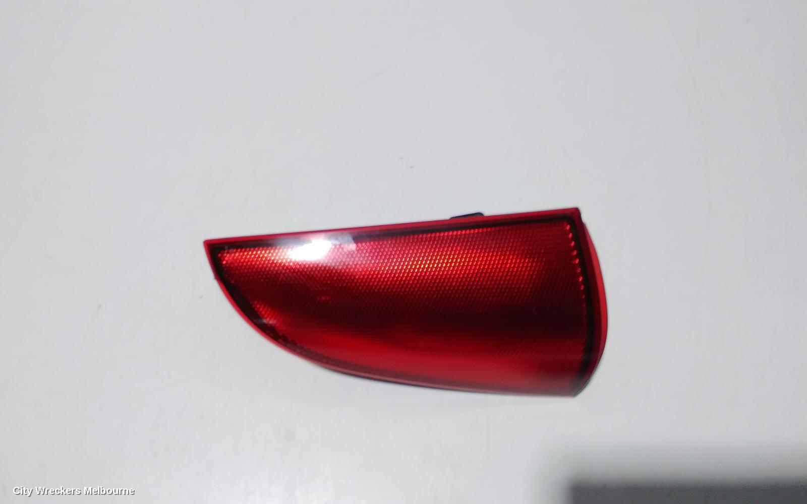 MERCEDES VITO LEFT TAILLIGHT, UPPER TAILGATE, 639, 02/2006 - 02/2015 - Image 3