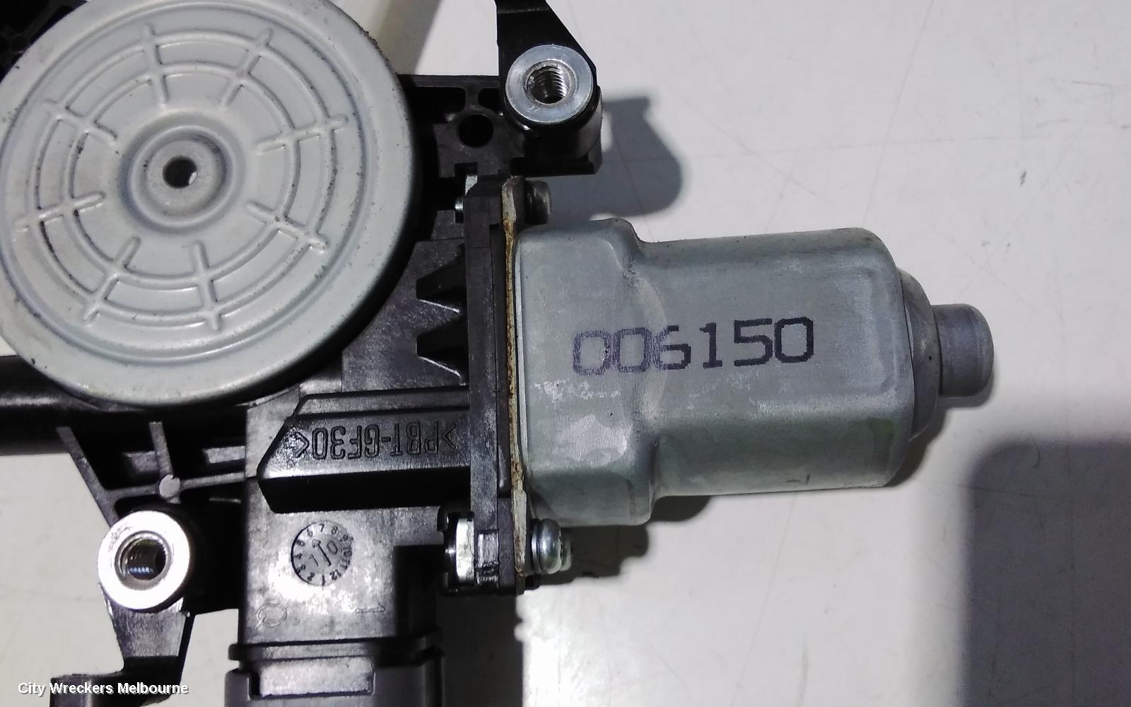 SUBARU FORESTER LEFT FRONT WINDOW REG/MOTOR, 02/2008 - 12/2012 - Image 3