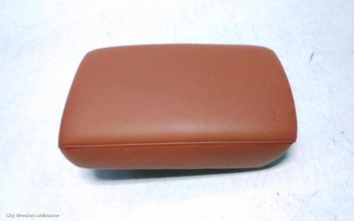MITSUBISHI OUTLANDER CONSOLE, ZM, CENTRE CONSOLE, NON PHEV TYPE, EXCEED/VRX, W/ ORANGE STITCHING TYPE, 08/2021 ONWARDS - Image 2