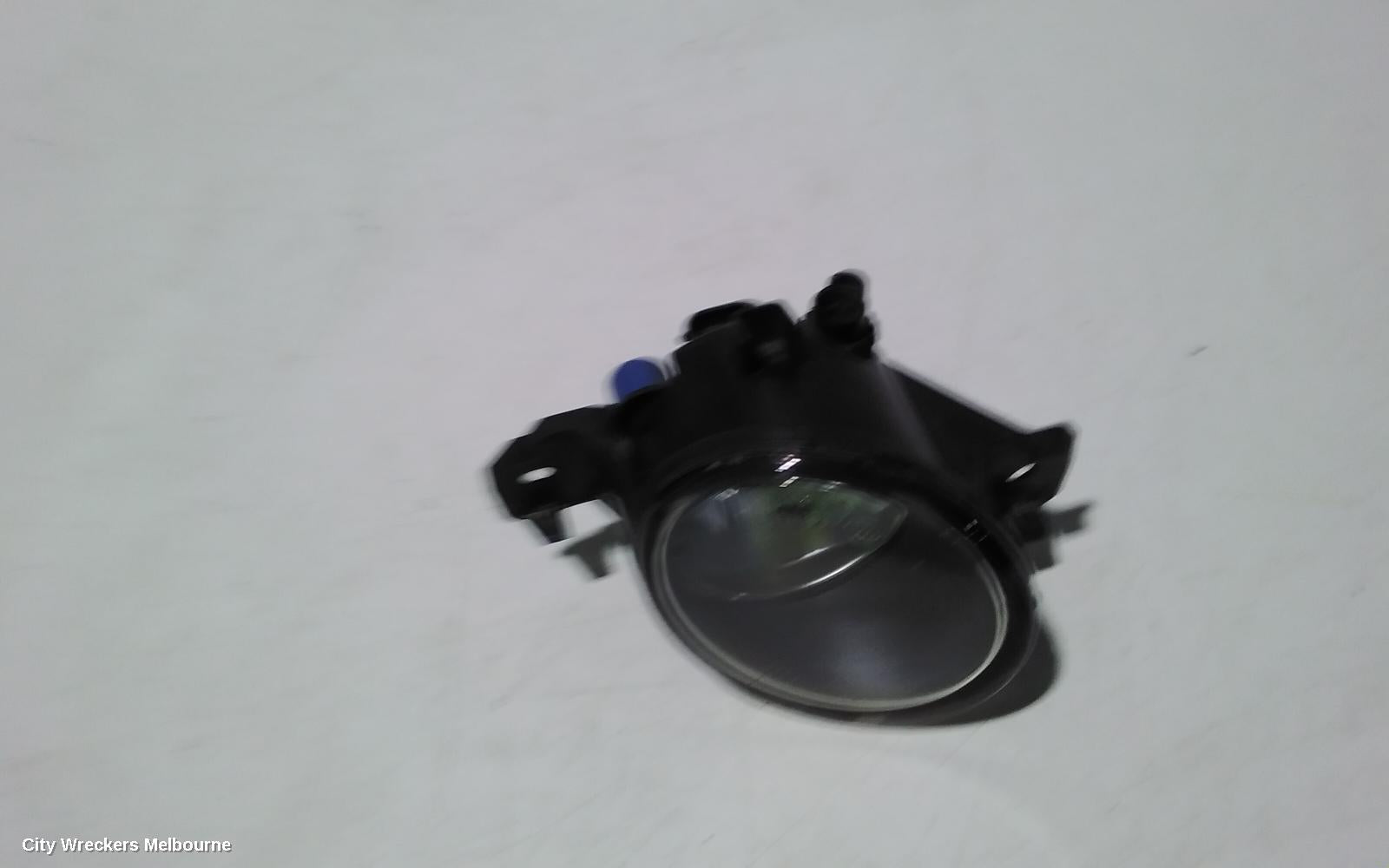 NISSAN MAXIMA LEFT INDICATOR/FOG/SIDE, BUMPER FOGLAMP, J32, 05/2010 - 09/2014 - Image 3