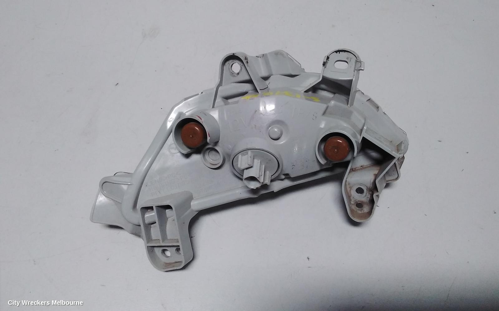 MAZDA 3 LEFT INDICATOR/FOG/SIDE, BUMPER FLASHER, BM, 11/2013 - 05/2016 - Image 3