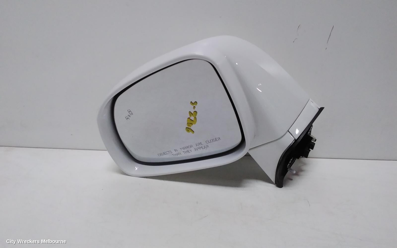 HOLDEN CAPTIVA LEFT DOOR MIRROR, CG, W/ BLINDSPOT DETECTION TYPE, 10/2015 - 06/2018 - Image 1