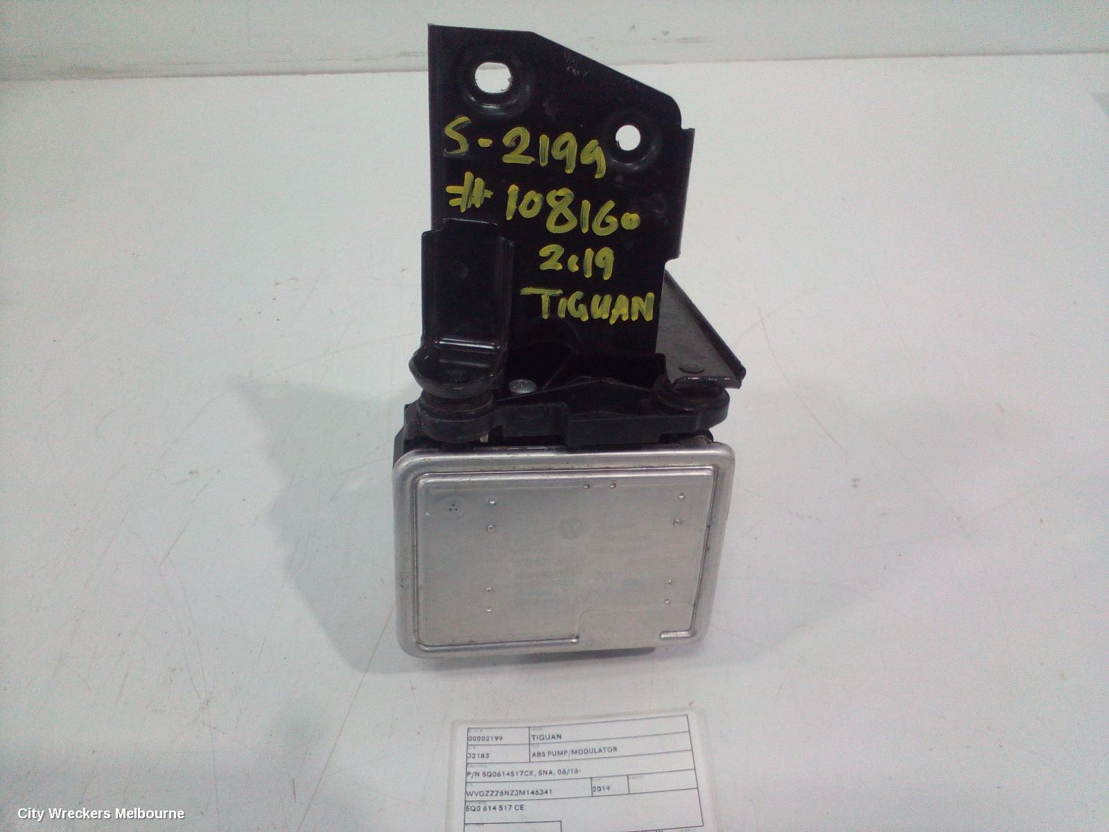 VOLKSWAGEN TIGUAN ABS PUMP/MODULATOR, P/N 5Q0614517CE, 5NA, 06/2016 ONWARDS - Image 1