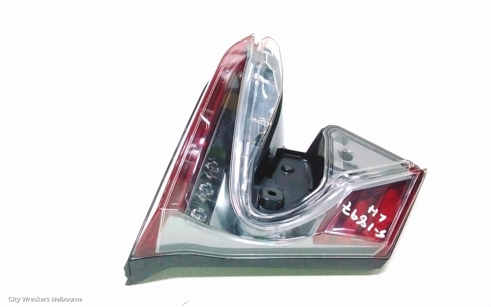 TOYOTA C-HR REAR GARNISH, TAILGATE LAMP (LH SIDE), LED TYPE, GEN 1, 12/2016 - 09/2019 - Image 3