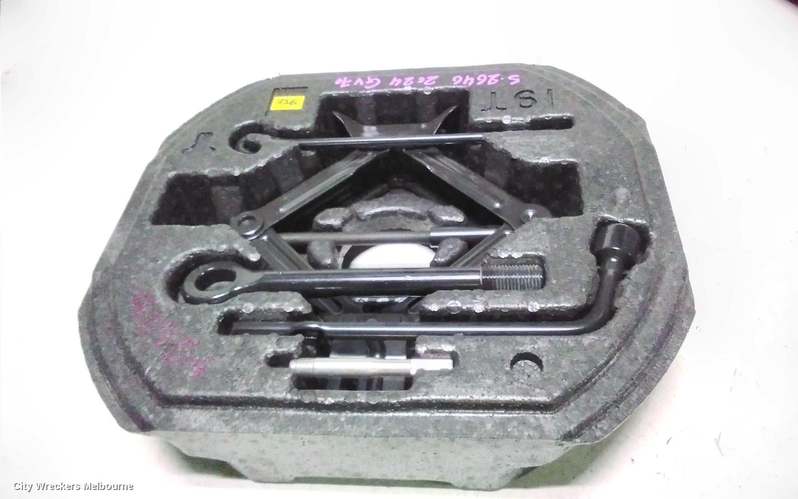 GENESIS GV70 JACK/TOOL KIT, JK, 03/2021 ONWARDS - Image 1