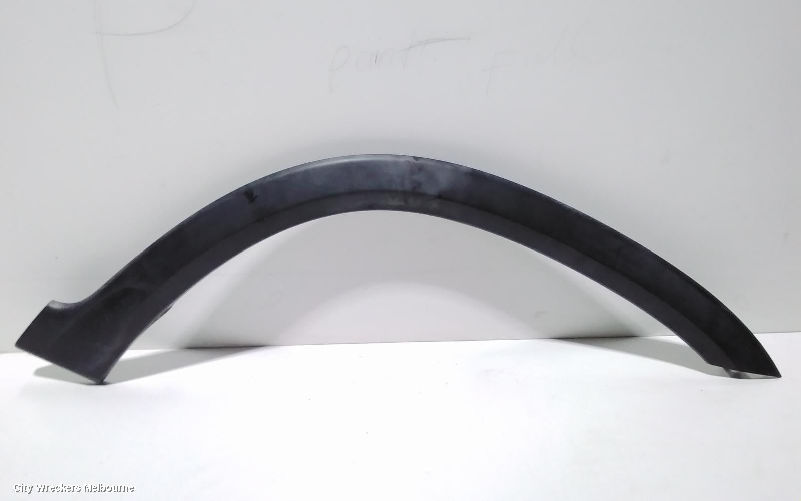 HONDA CRV WHEEL ARCH FLARE, RD7, RH FRONT, 12/2001 - 02/2007 - Image 1