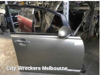 HONDA ODYSSEY RIGHT FRONT DOOR, RA, W/ MOULD TYPE, 04/2000 - 06/2004 (AUST TYPE) - Image 1