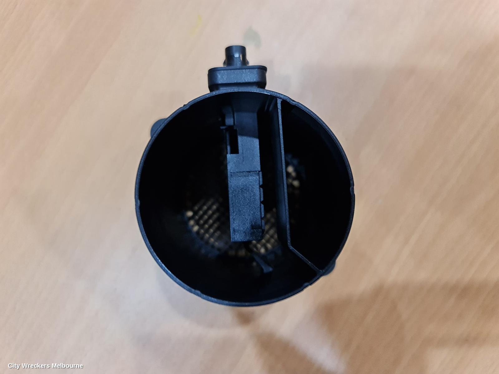 VOLKSWAGEN PASSAT AIR FLOW METER, 2.0, DIESEL, CFGB/CFGC CODE, 3C/MK6 B6-B7/3CC, 08/2007 - 12/2016 - Image 3