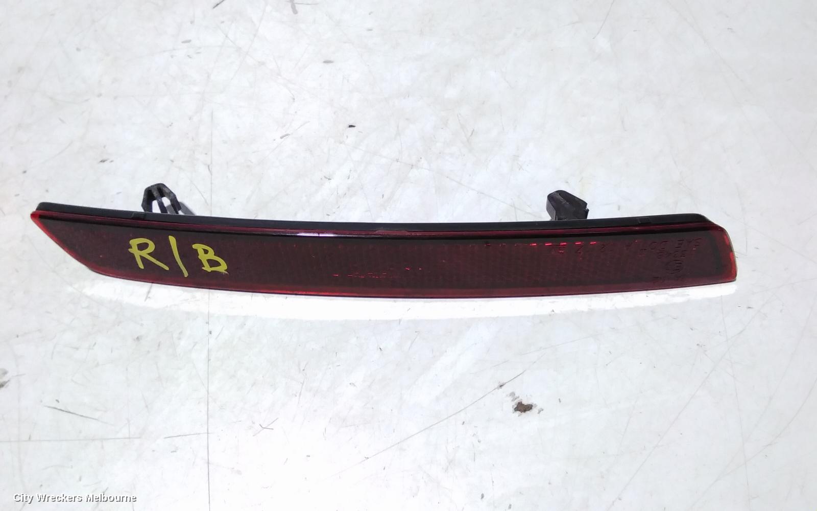 NISSAN QASHQAI RIGHT TAILLIGHT, J11, BUMPER REFLECTOR, 07/2017 - 07/2021 - Image 2