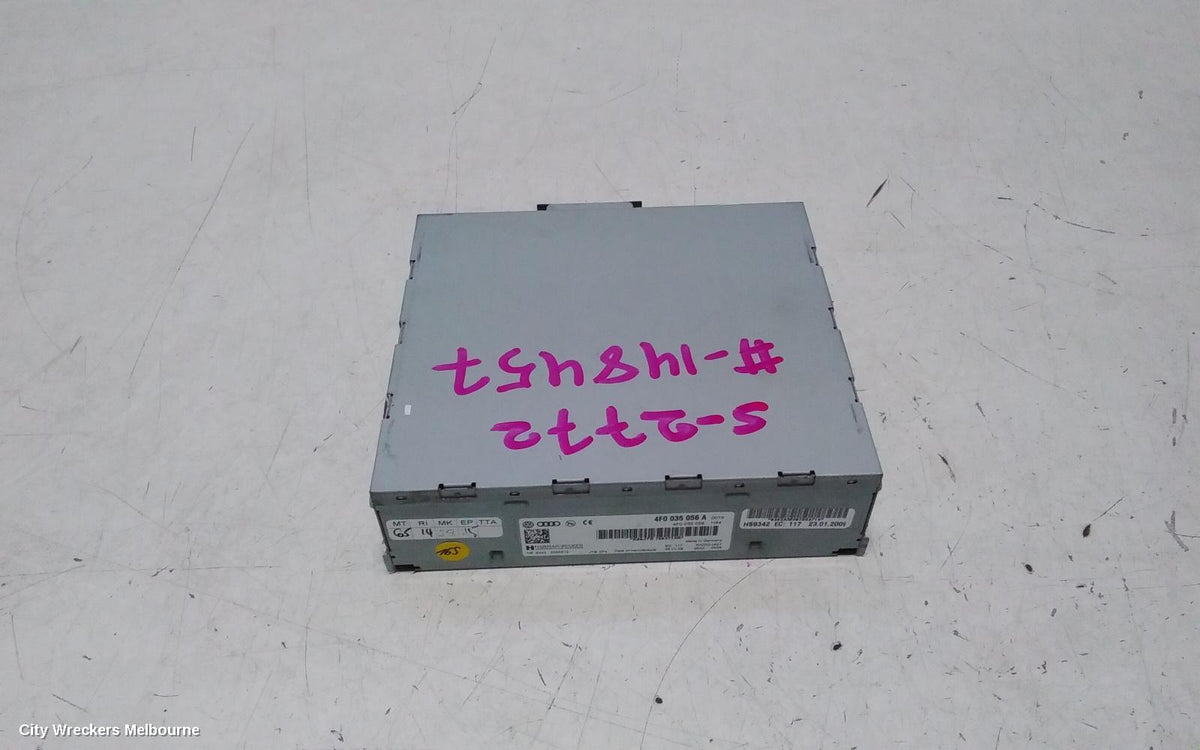 AUDI A6 RADIO/CD/DVD/SAT/TV, STEREO AMPLIFIER, 4F, 11/2004 - 07/2011 - Image 1