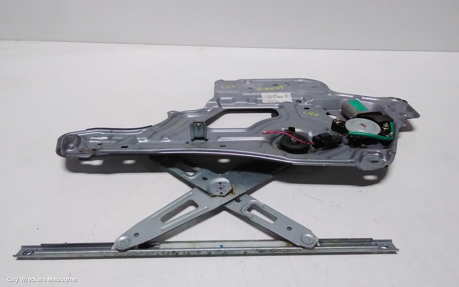 HYUNDAI SANTA FE LEFT FRONT WINDOW REG/MOTOR, SM, POWER, 11/2000 - 11/2005 - Image 2