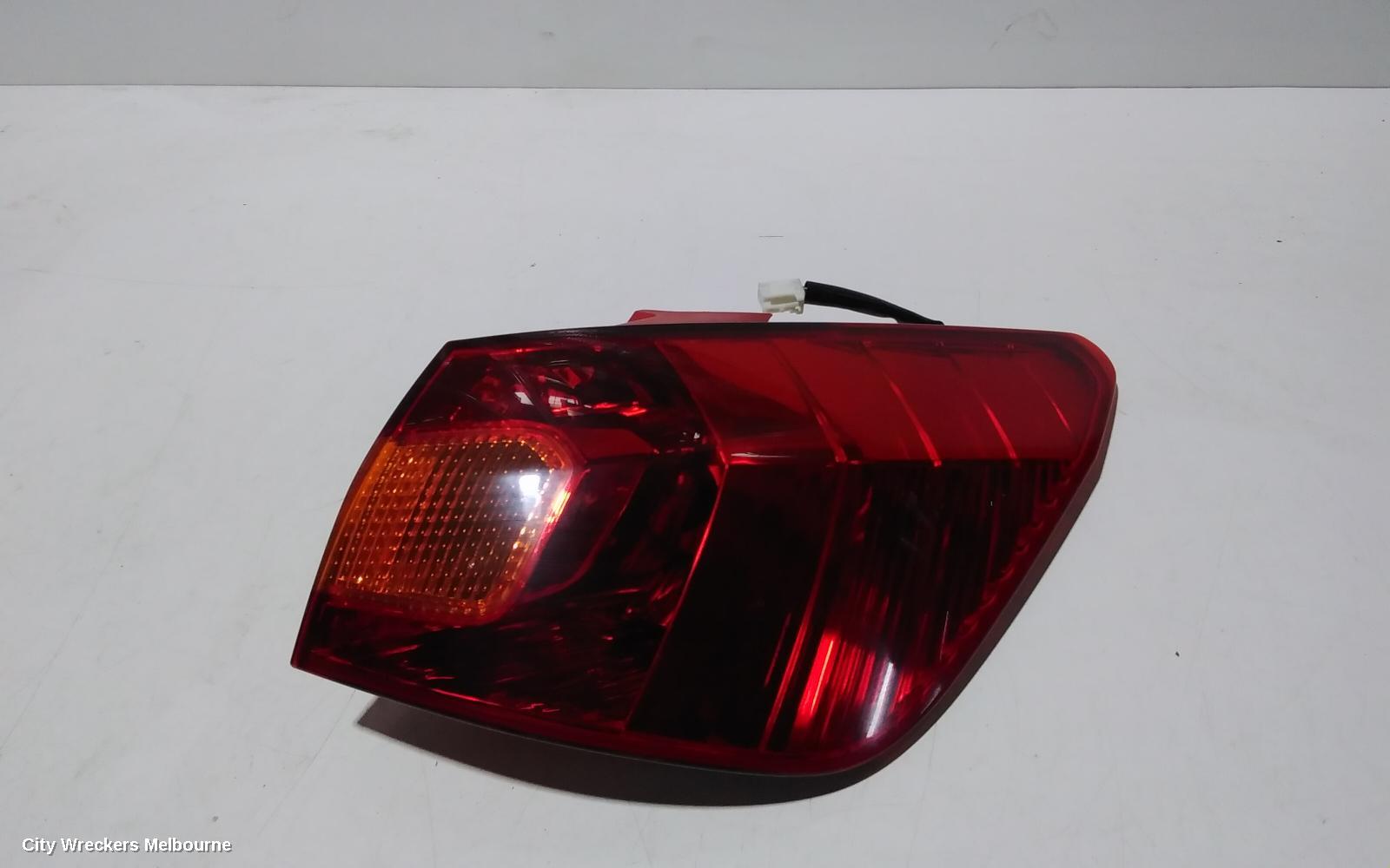 TOYOTA CALDINA RIGHT TAILLIGHT, T240, RED TYPE, LENS# 21-57, 02-04 (IMPORT) - Image 3