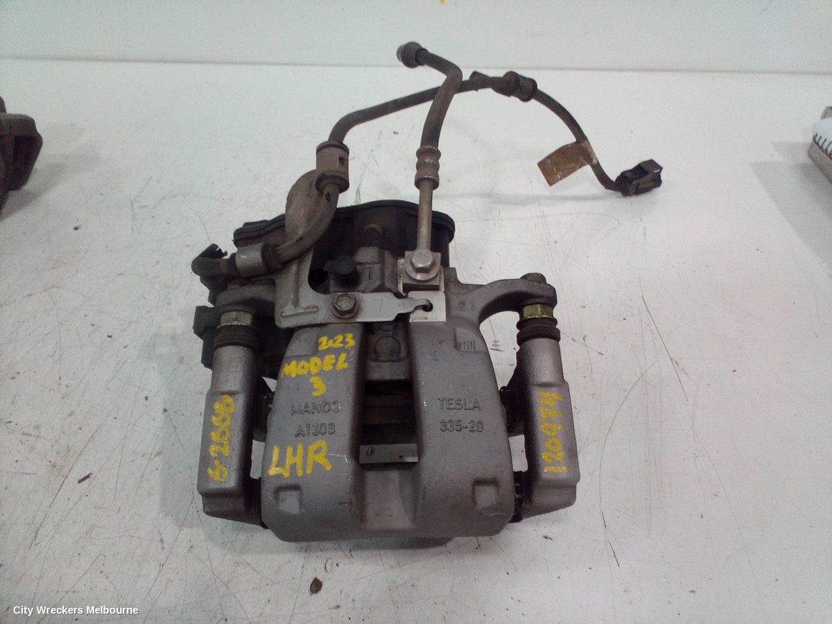 152045 - Image 1