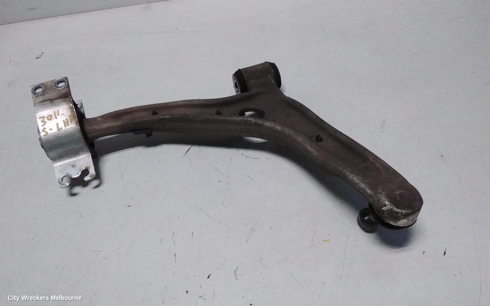 MERCEDES GLA CLASS LEFT FRONT LOWER CONTROL ARM, X156, NON AMG, 04/2014 - 01/2020 - Image 2
