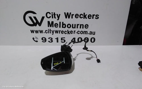 AUDI A3 RIGHT DOOR MIRROR, 8V, A3, SEDAN, MANUAL FOLD, NON LANE CHANGE ASSIST TYPE (6XC/7Y0), 11/2013 - 10/2020 - Image 1
