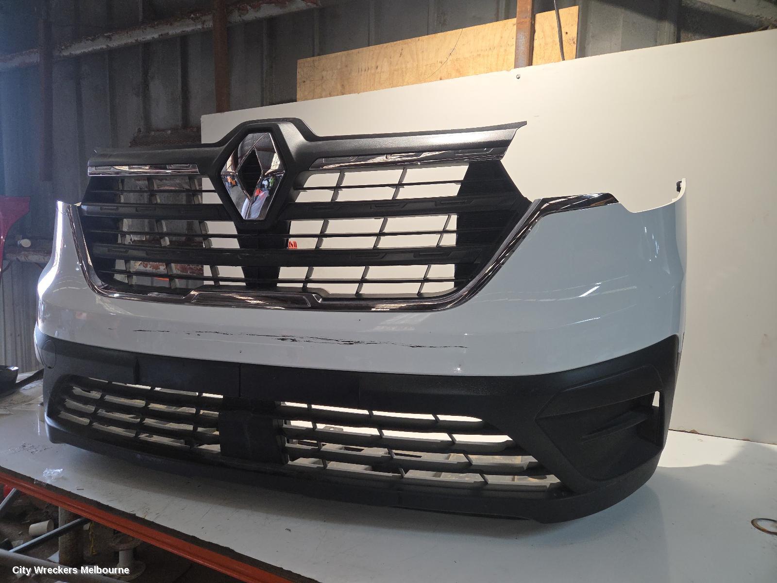 RENAULT TRAFIC FRONT BUMPER, X82, BUMPER BAR, NON PARK SENSOR TYPE, BLACK, 01/2022 ONWARDS - Image 3