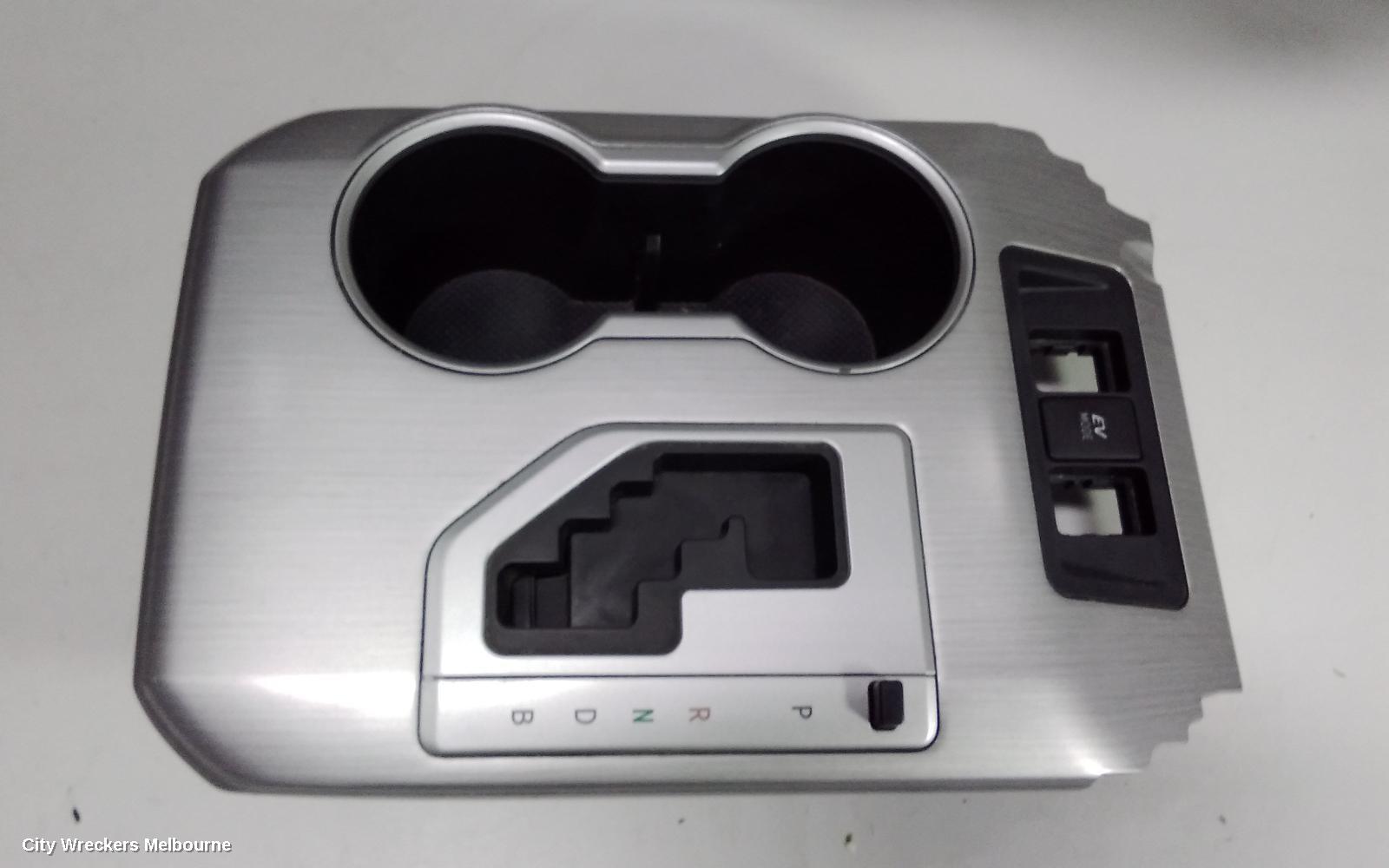 TOYOTA CAMRY, XV50, 12/2011 - 05/2015, CUP HOLDER: 63368 - Image 1