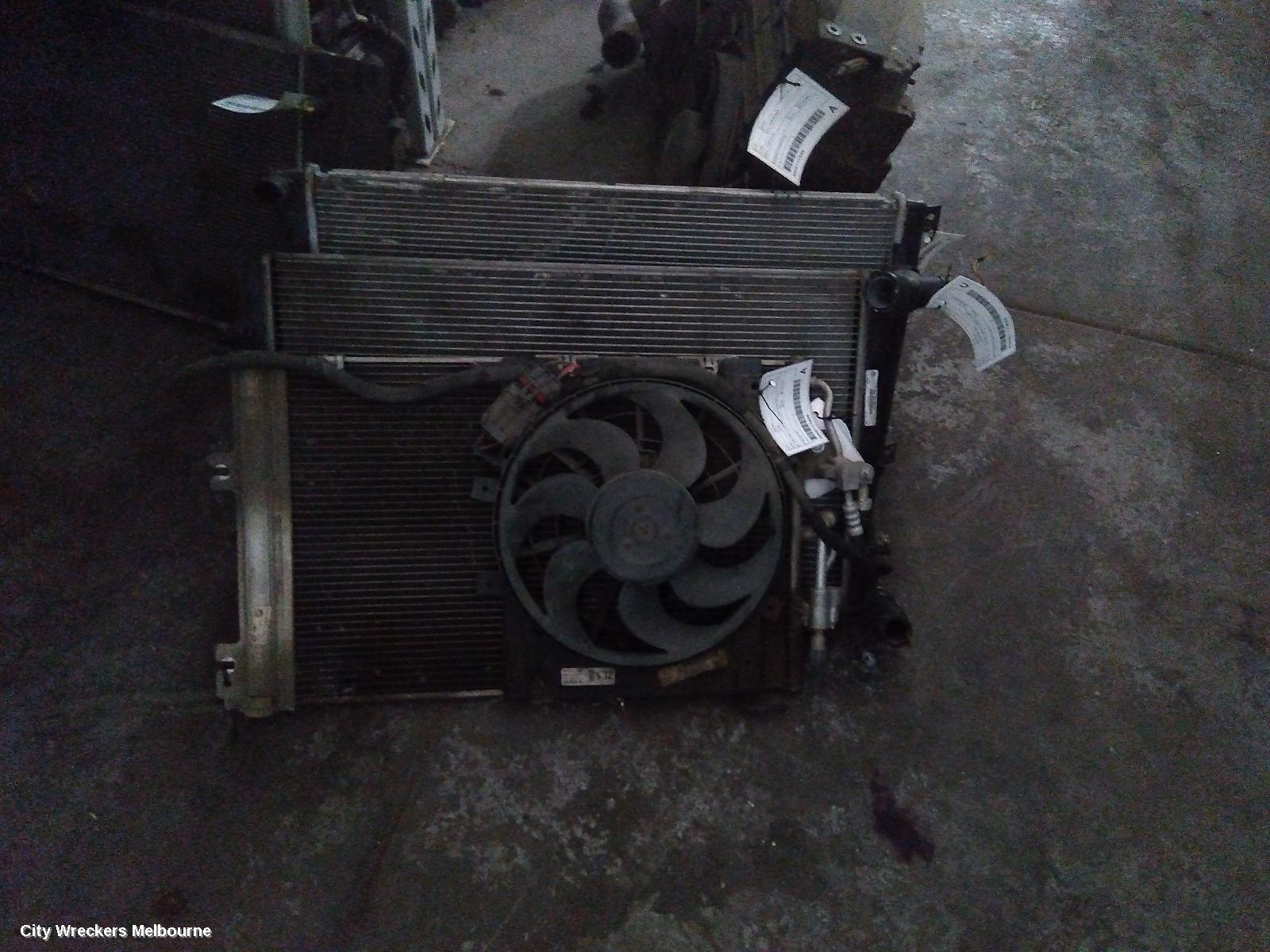 HOLDEN ASTRA FAN, AH, RAD FAN, 1.8, PETROL, NON RESISTOR, 3 PIN PLUG TYPE, 10/2004 - 08/2009 - Image 1