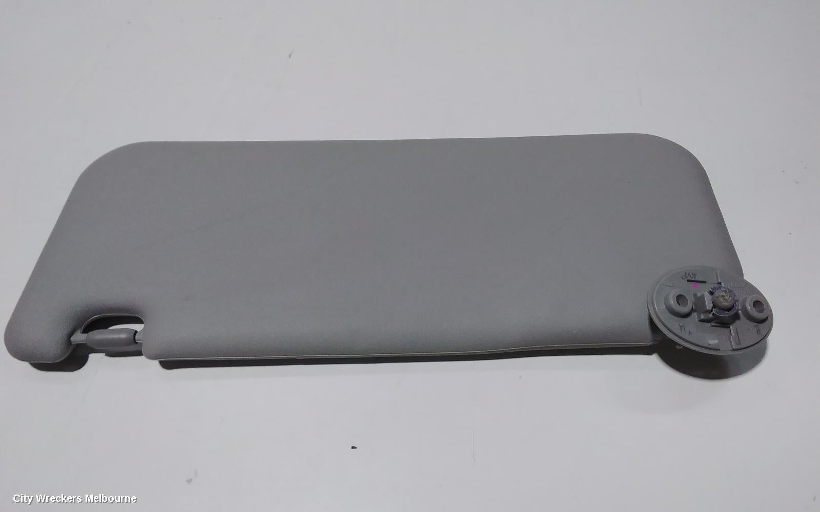 TOYOTA HILUX SUNVISOR, RH SIDE, 09/2015 ONWARDS - Image 2