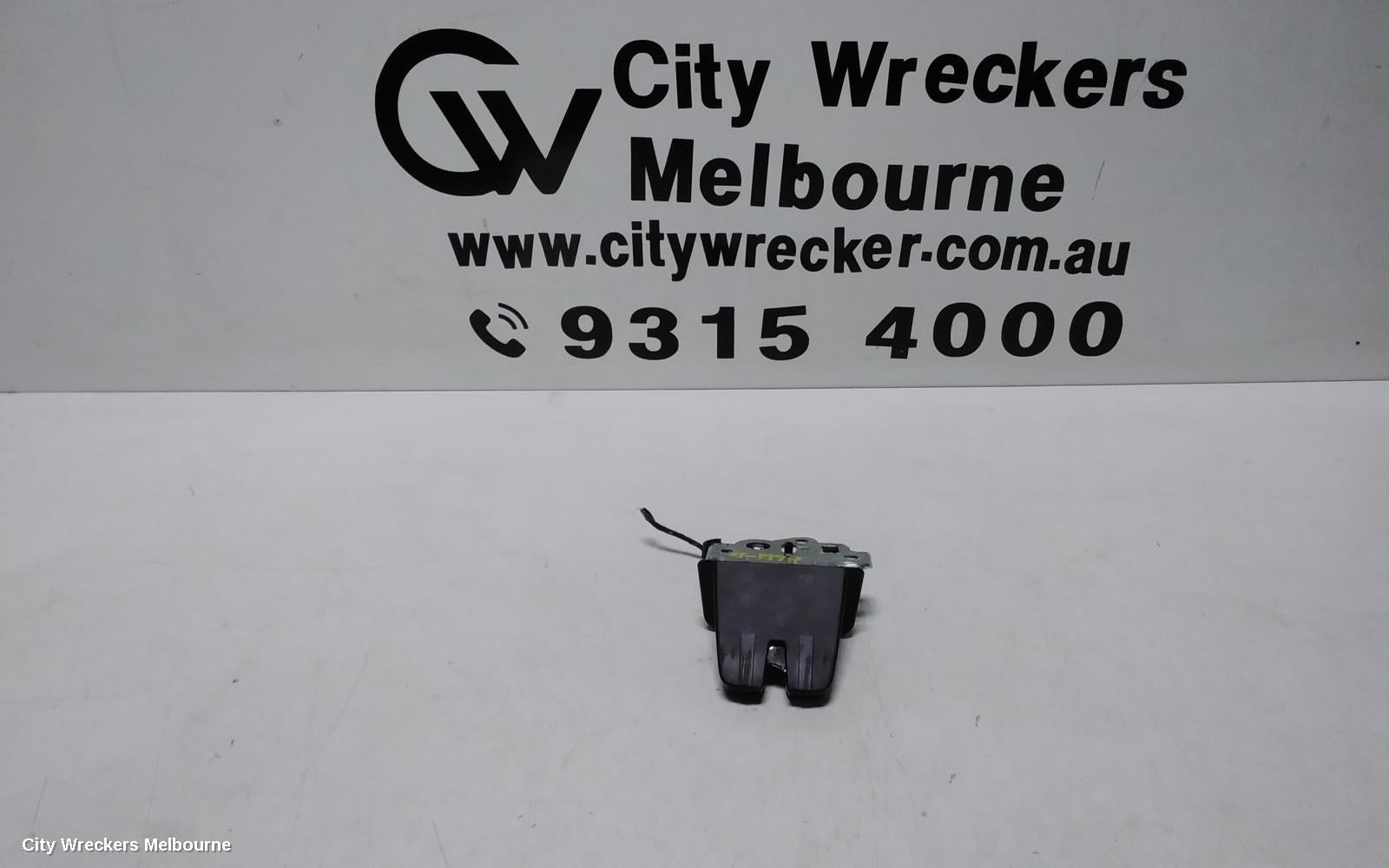 VOLKSWAGEN JETTA DOOR/BOOT/GATE LOCK, BOOTLID LOCK, 1B, 02/2011 - 12/2017 - Image 1
