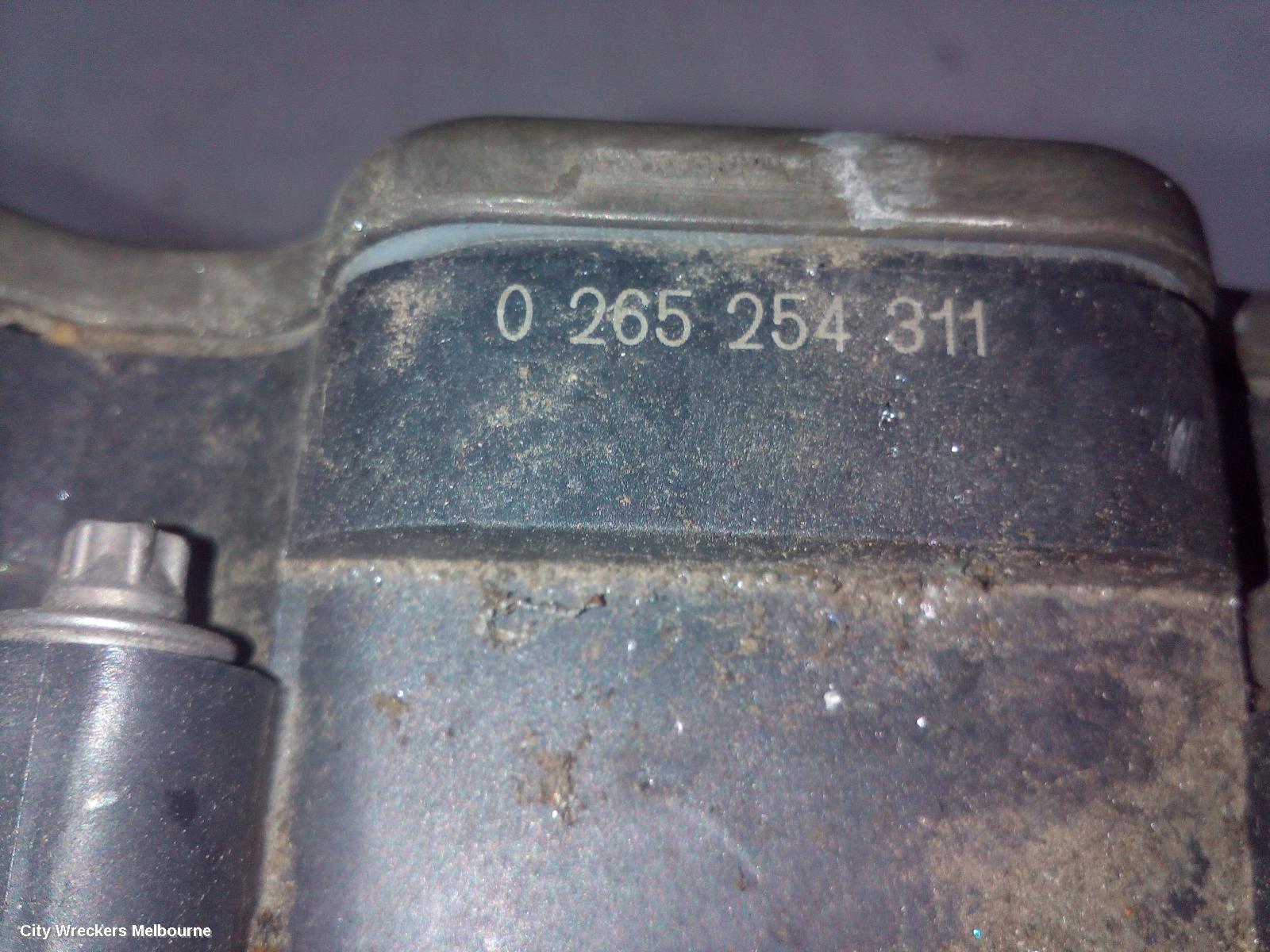 MERCEDES VITO ABS PUMP/MODULATOR, 447, 03/2015 ONWARDS - Image 2