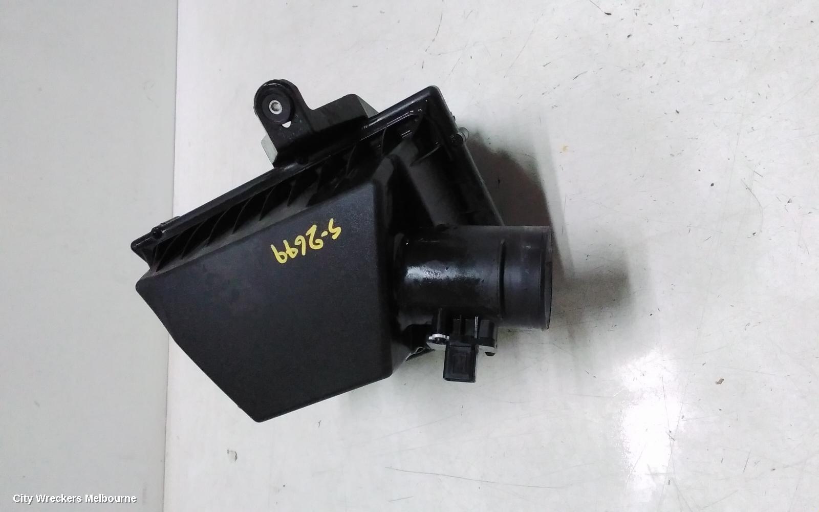 LAND ROVER RANGEROVER EVOQUE AIR CLEANER/BOX, AIR CLEANER, L538, DIESEL, 2.2, 11/2011 - 08/2015 - Image 1