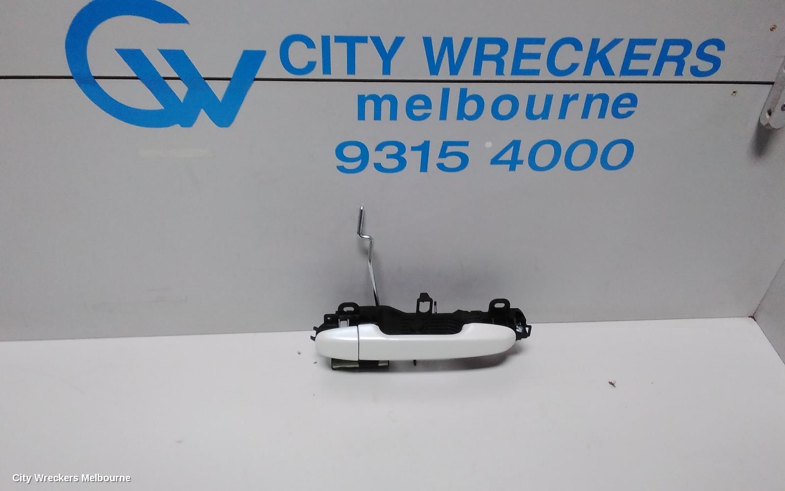 TOYOTA COROLLA DOOR HANDLE, OUTER, LH FRONT/RH FRONT, ZRE182R, HATCH, 10/2012 - 03/2015 - Image 2