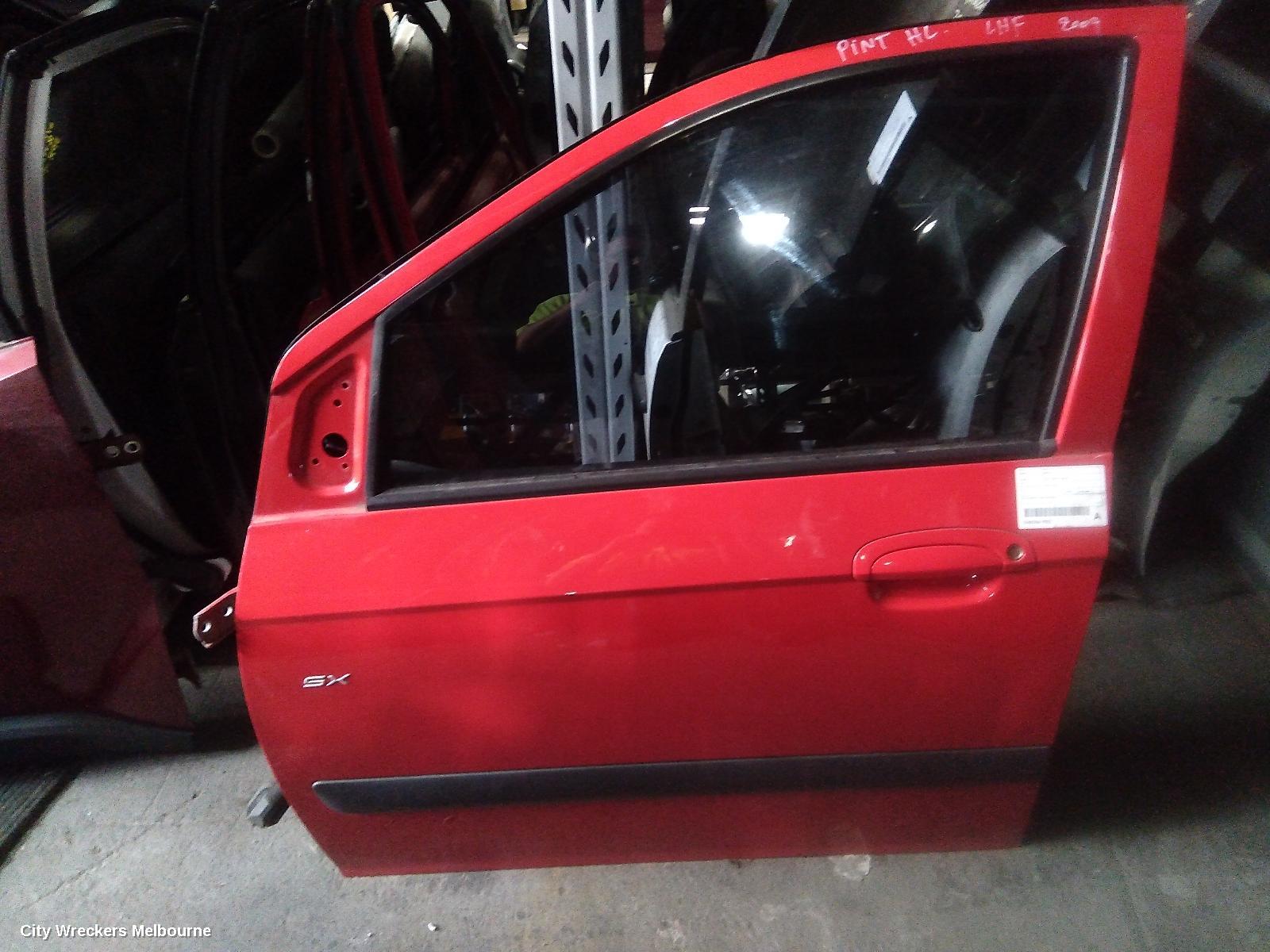 HYUNDAI GETZ LEFT FRONT DOOR, TB, 5DR HATCH, 09/2002 - 09/2011 - Image 3