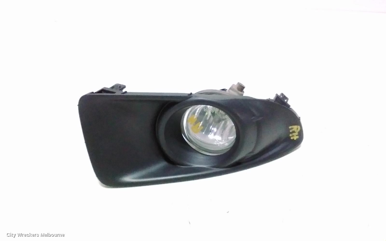MAZDA 6 RIGHT INDICATOR/FOG/SIDE, BUMPER FOGLAMP, GG/GY, LUXURY SPORT TYPE, 09/2002 - 07/2005 - Image 1