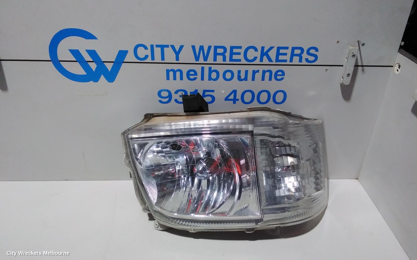 TOYOTA HIACE RIGHT HEADLAMP, TRH/KDH, SLWB, 08/2010 - 12/2013 - Image 1