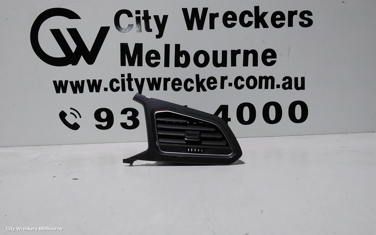 VOLKSWAGEN T-ROC, A1, 03/2020 - 12/2025, RH  AIRVENT: 101454 - Image 2