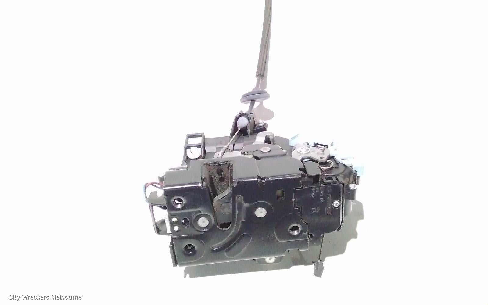 VOLKSWAGEN CADDY DOOR/BOOT/GATE LOCK, RIGHT FRONT DOOR LOCK, 2K, 08/2010 - 06/2015 - Image 3