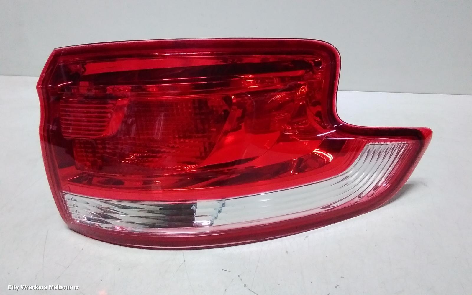 LDV G10 RIGHT TAILLIGHT, SV7C, IN BODY, W/ HALOGEN TYPE, TAILGATE, VAN, 04/2015 ONWARDS - Image 2