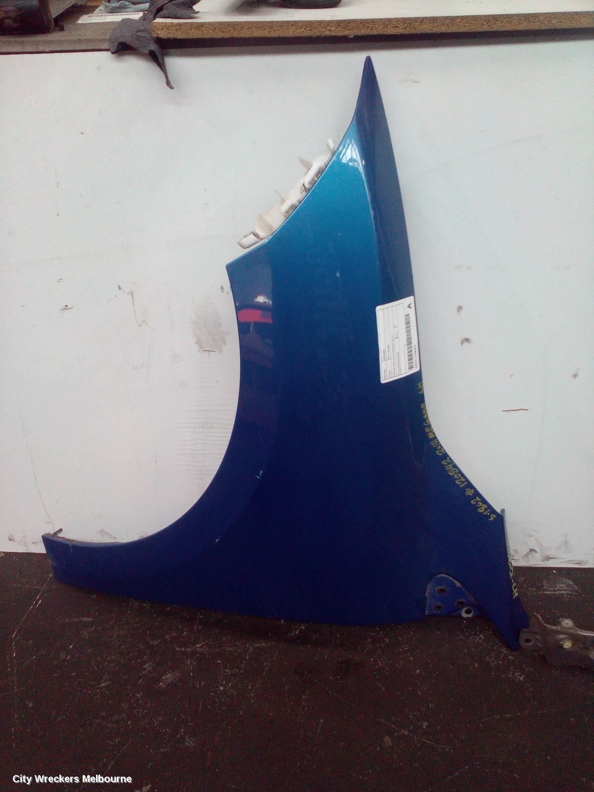 RENAULT MEGANE LEFT GUARD, X95/K95, 5DR HATCH/WAGON, 07/2014 ONWARDS - Image 1