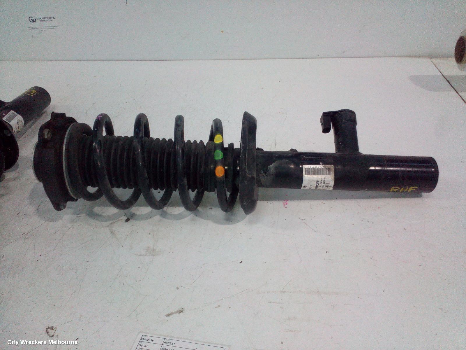 VOLKSWAGEN PASSAT RIGHT FRONT STRUT, 3CC, SEDAN, ELECTRIC TYPE, 08/2008 - 12/2016 - Image 3