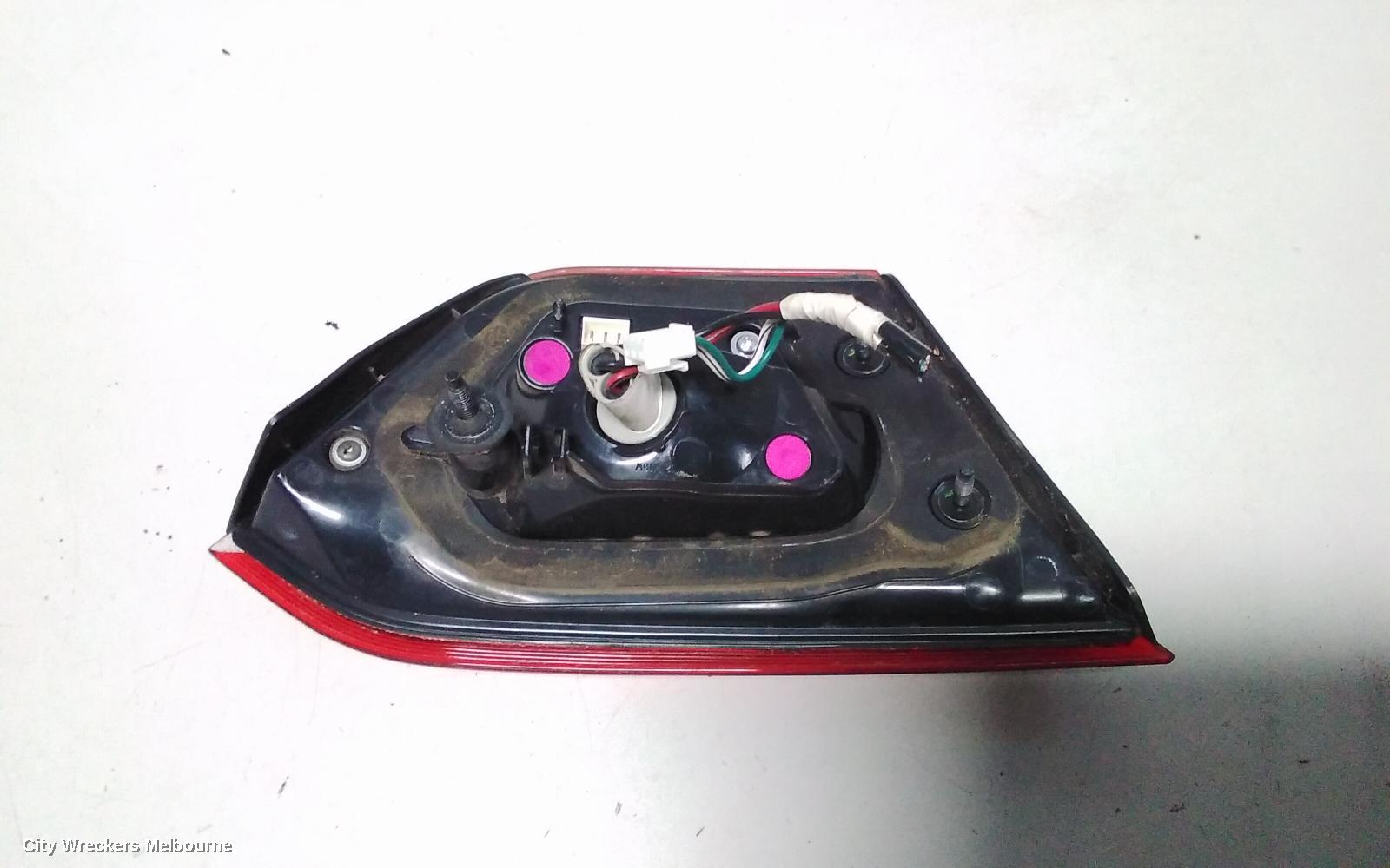 FORD FALCON REAR GARNISH, FGX, BOOTLID LAMP (RH SIDE), 10/2014 - 12/2016 - Image 3